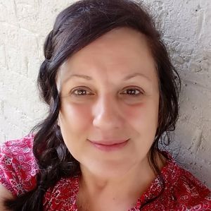 Meet your Posher, Sylvia
